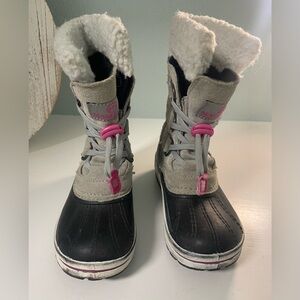 Magellan Girls Snow Boots Size 12